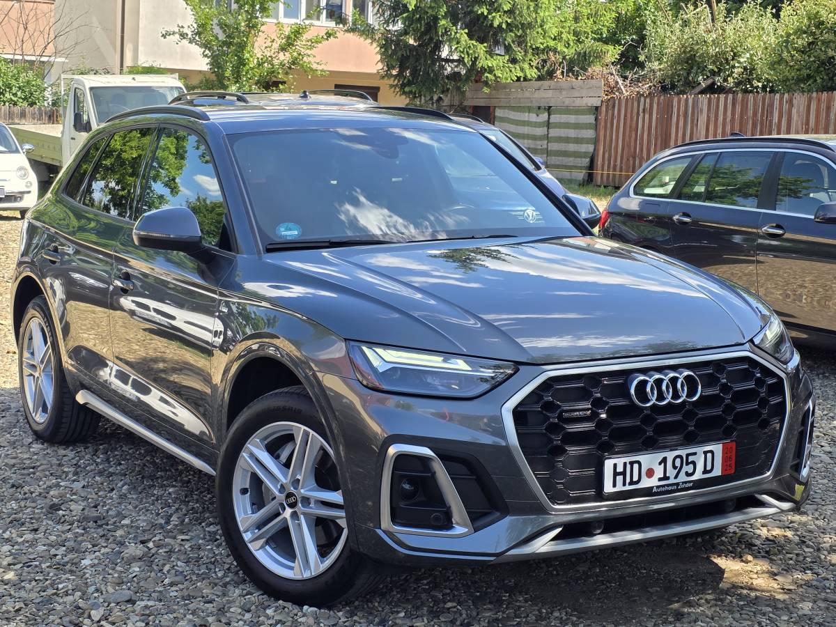 Audi Q5 S-line 2.0 tdi Mhev 204 hp S-Tronic Quattro - Gallery Automobile