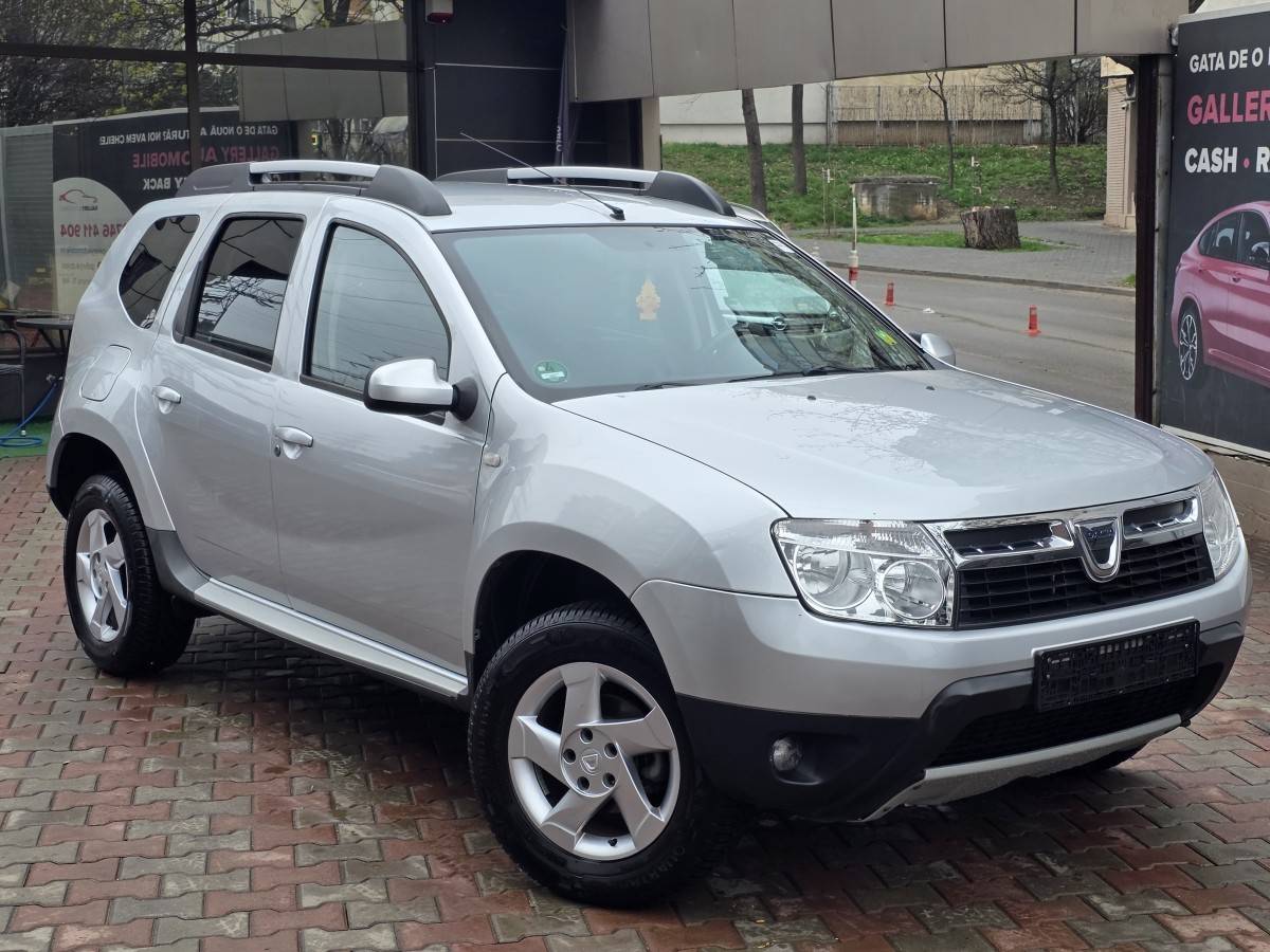 Dacia Duster  Laureate 2012 1.6 16v Gpl Fabrică 4x2 - Gallery Automobile